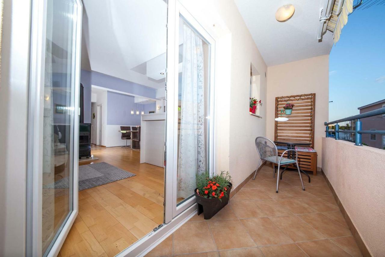 Apartment Sarena Makarska Exterior photo