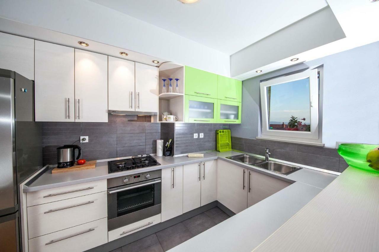Apartment Sarena Makarska Exterior photo