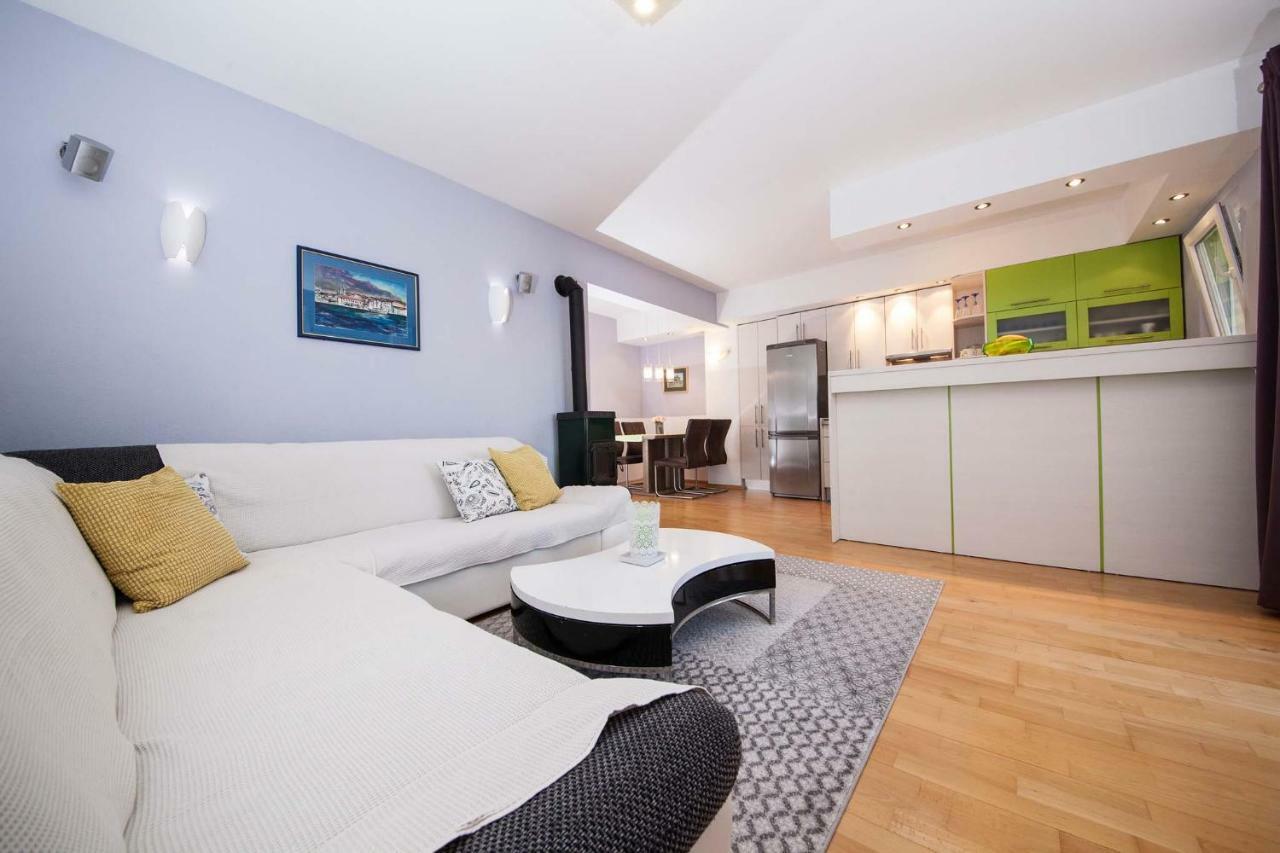 Apartment Sarena Makarska Exterior photo
